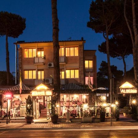 Hotel Il Cavaliere Nero Tirrenia Ngoại thất bức ảnh
