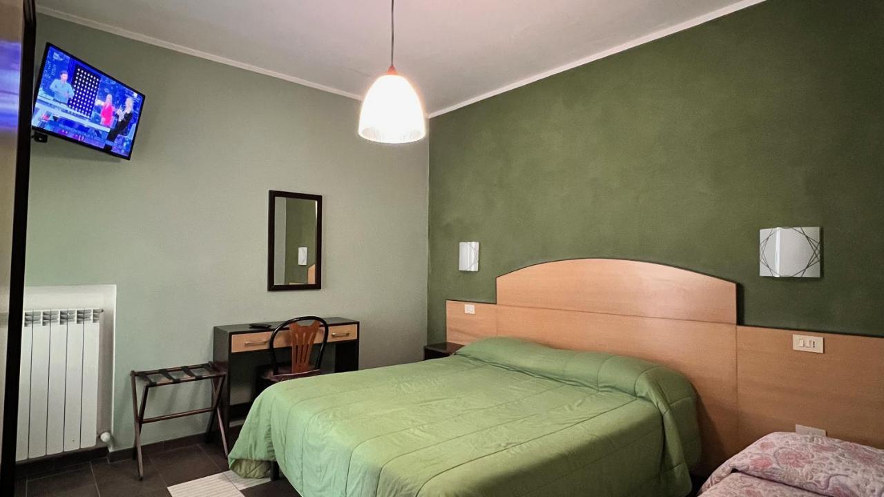 Hotel Il Cavaliere Nero Tirrenia Ngoại thất bức ảnh