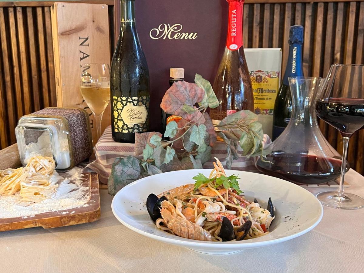 Hotel Il Cavaliere Nero Tirrenia Ngoại thất bức ảnh
